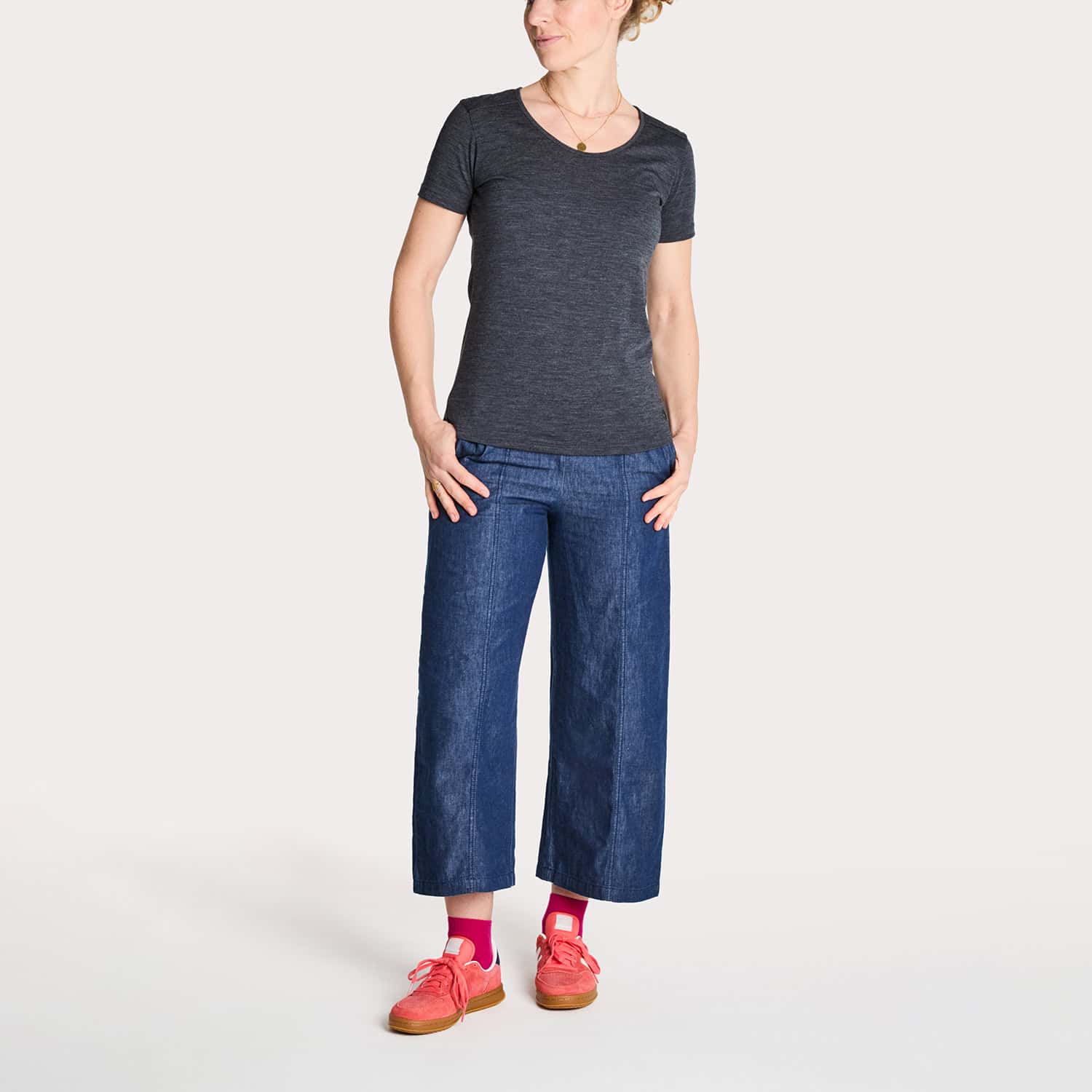 wundersocks-irena-merino-t-shirt-weiter-ausschnitt-d-nn image 4