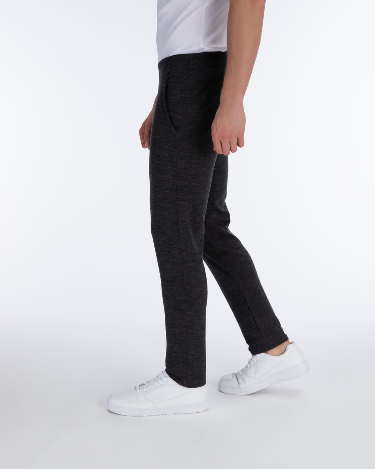 wundersocks-tj-merino-jogginghose-herren-entspannt-seitentaschen image 4