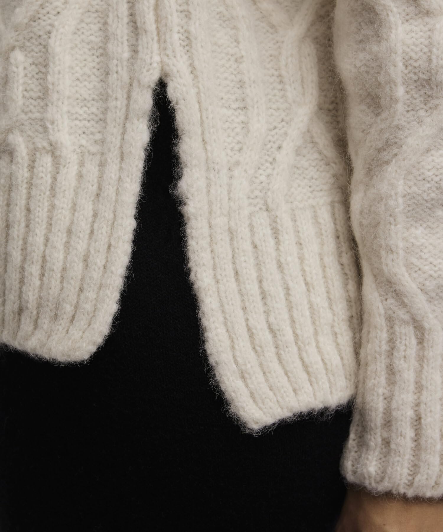 falke-rustique-pullover-damen-wolle-alpaka-troyerkragen image 6