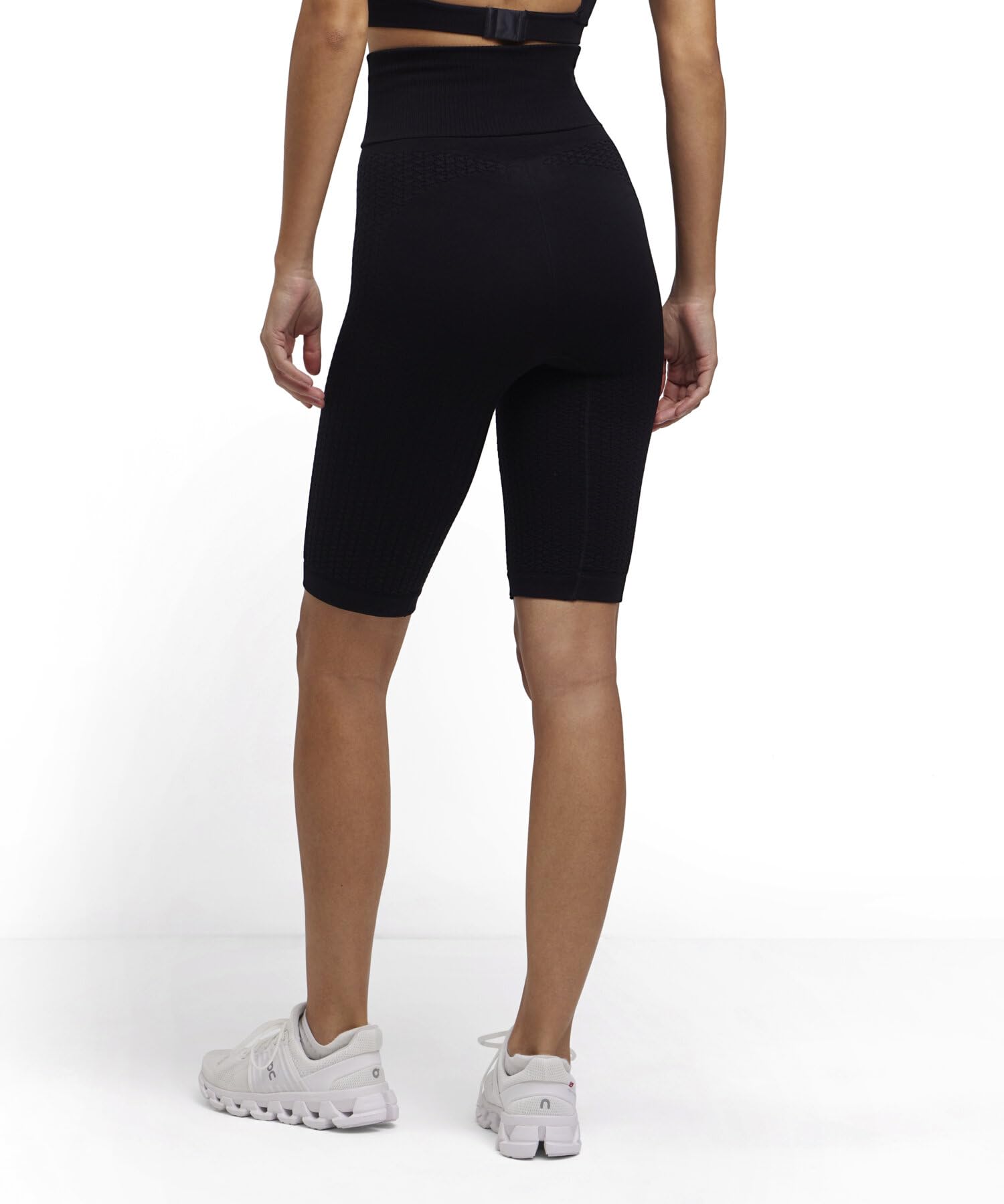 falke-cellulite-light-short-sporthose-damen-schwarz-m-kurz image 2