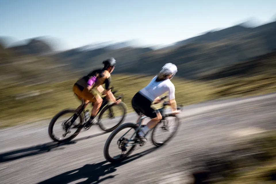 x-socks-gravel-cycling-kit-radtrikot-set image 1