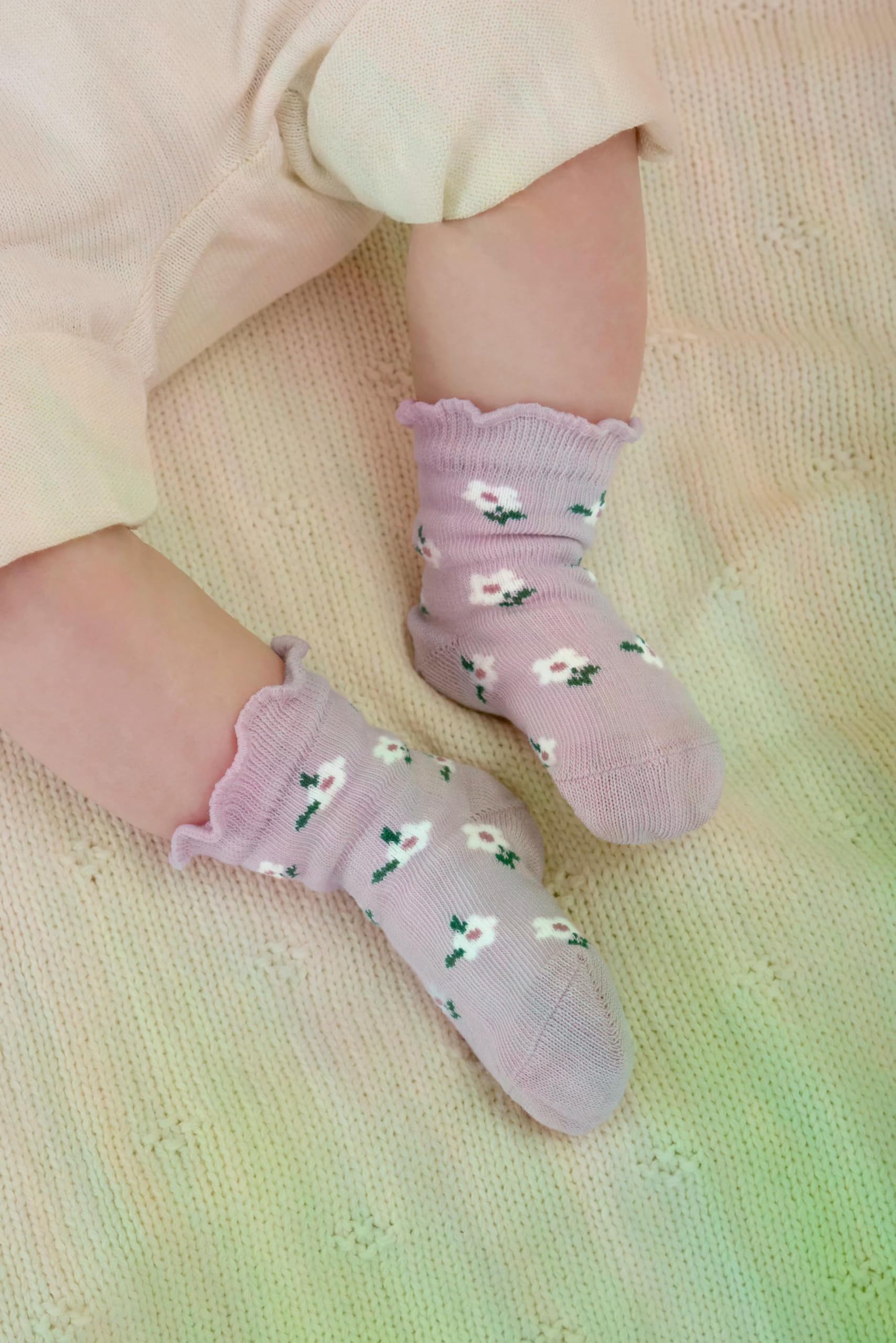falke-erstling-little-ditsy-flowers-babysocken-wei-62-68 image 3