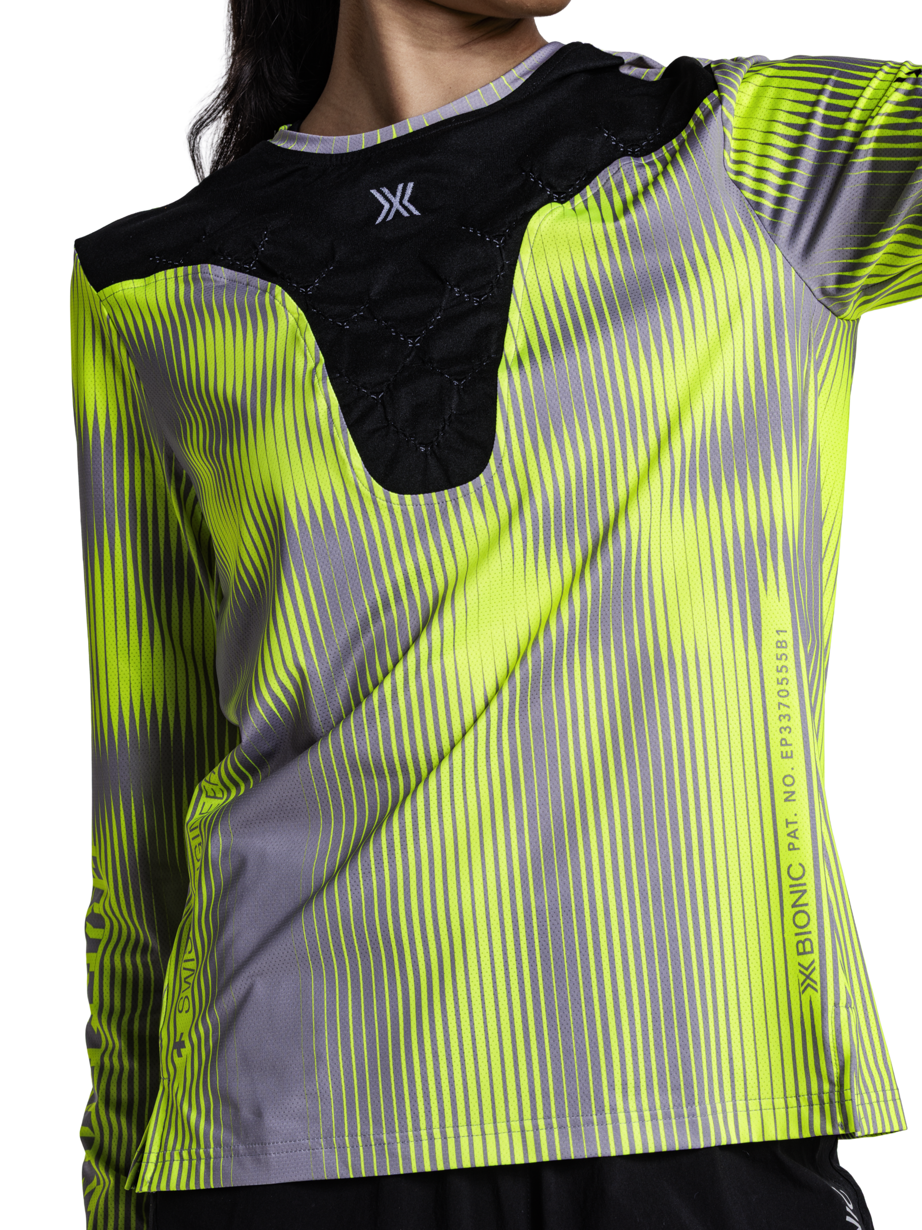 x-bionic-corefusion-run-shirt-langarm-laufshirt-hyper-vision image 6