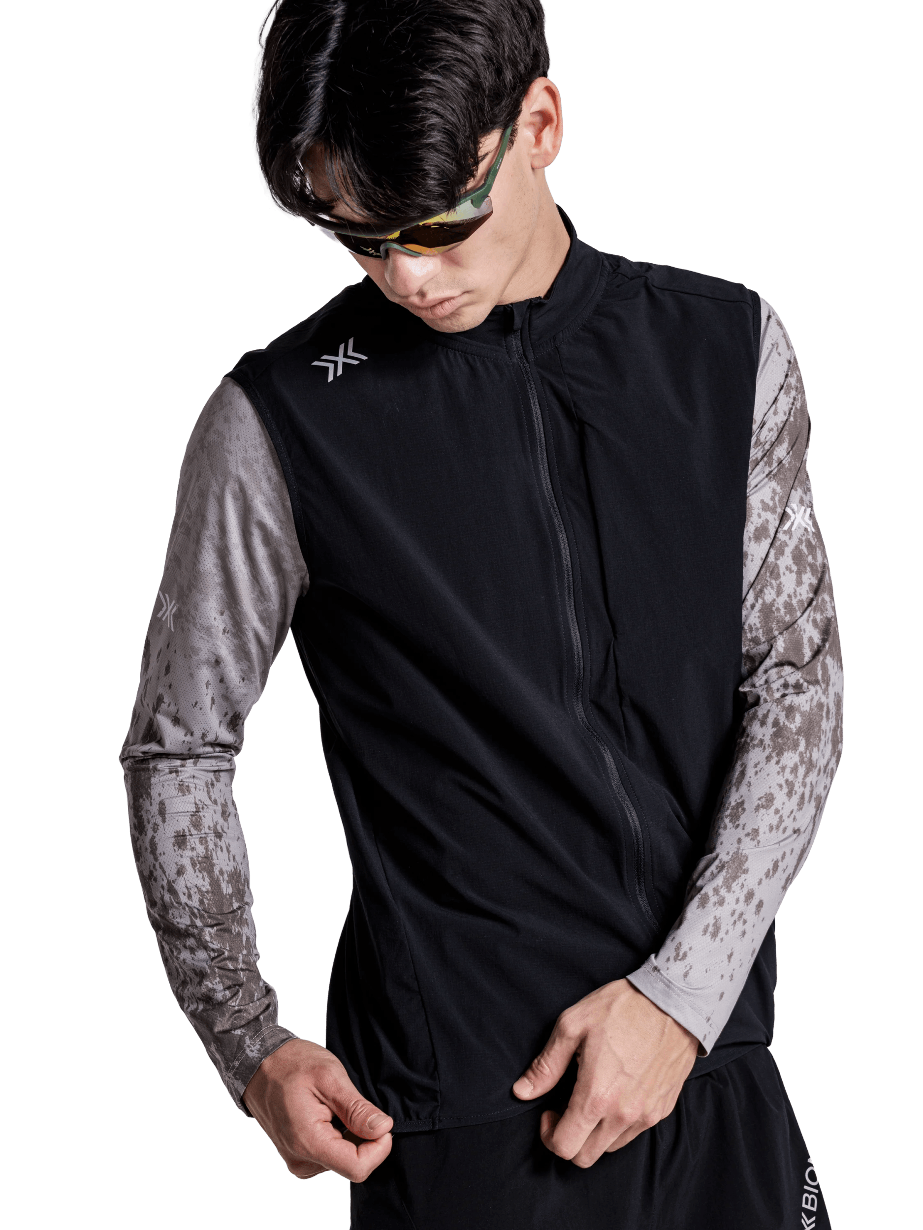 x-socks-corefusion-run-vest-laufweste-x-black-l-winddicht image 5